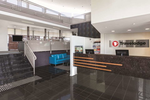 Travelodge Hobart Airport - Kawana Tourism 5