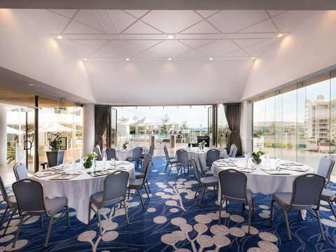 Sofitel Gold Coast - Kawana Tourism 9