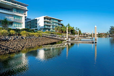 ULTIQA Freshwater Point Resort - Kawana Tourism 0