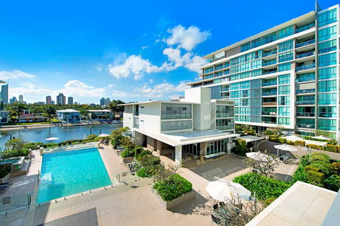 ULTIQA Freshwater Point Resort - Kawana Tourism 5