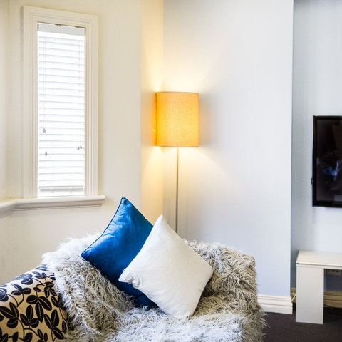 Collins Hotel - Kawana Tourism 16