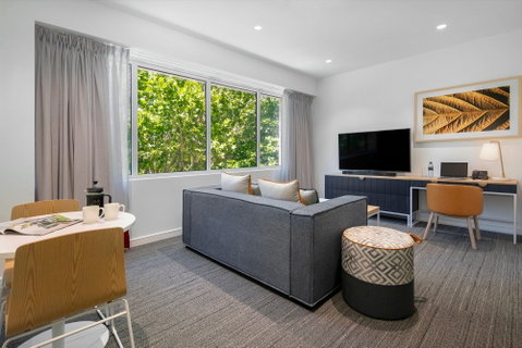 Quest Canberra City Walk - Kawana Tourism 7