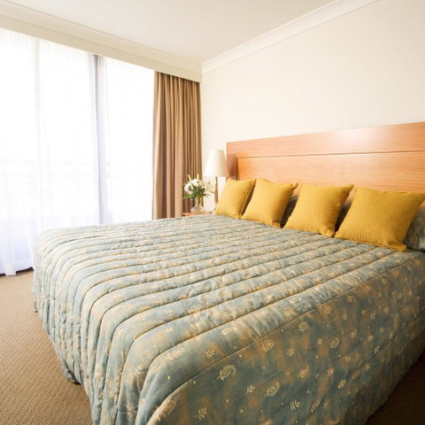 BreakFree Capital Tower - Kawana Tourism 6