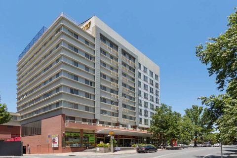 Nesuto Canberra Apartment Hotel - Kawana Tourism 0