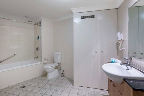 Nesuto Canberra Apartment Hotel - Kawana Tourism 5
