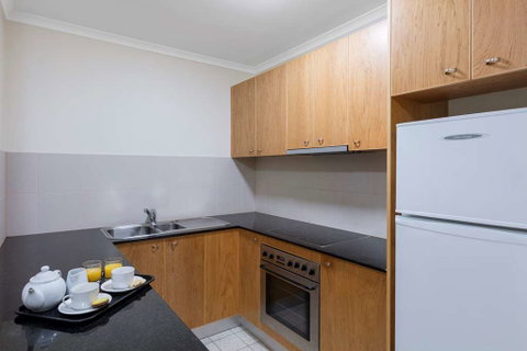 Nesuto Canberra Apartment Hotel - Kawana Tourism 10