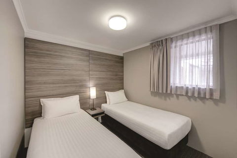 Adina Serviced Apartments James Court - Kawana Tourism 6