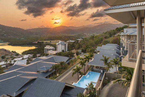 Club Wyndham Airlie Beach - Kawana Tourism 1