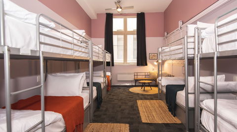 United Backpackers - Kawana Tourism 10