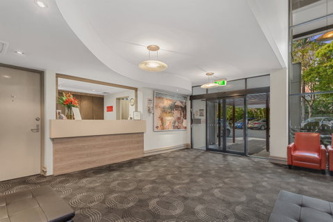The Airport International Motel - Kawana Tourism 2