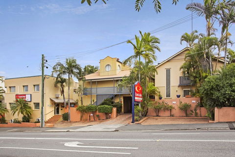 Econo Lodge City Palms Brisbane - Kawana Tourism 0