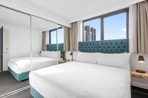 Meriton Suites Pitt Street - Kawana Tourism 15
