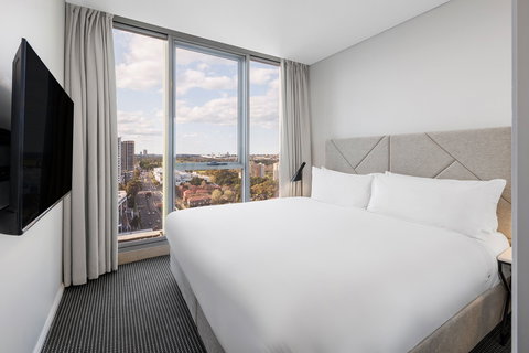 Meriton Suites Zetland - Kawana Tourism 8