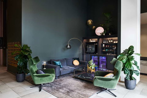 Punthill Ivanhoe Hotel - Kawana Tourism 3