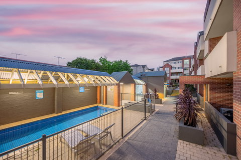 Aligned Corporate Residences Kew - Kawana Tourism 6