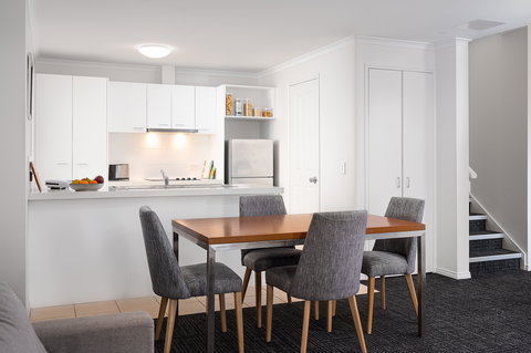 Aligned Corporate Residences Kew - Kawana Tourism 11