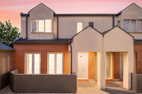 Aligned Corporate Residences Kew - Kawana Tourism 12