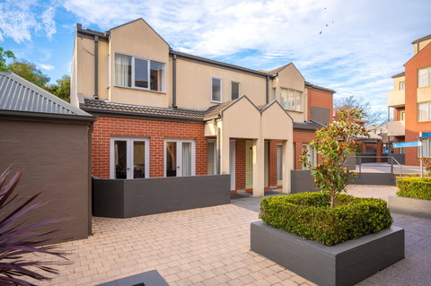 Aligned Corporate Residences Kew - Kawana Tourism 13