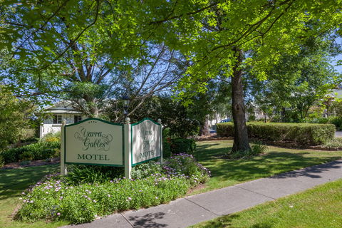 Yarra Gables Motel - Kawana Tourism 0