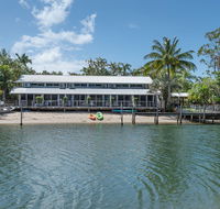 Caribbean Noosa - Kawana Tourism
