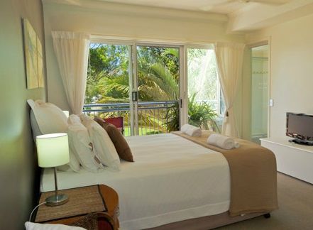 Noosa Riviera Resort - Kawana Tourism 1