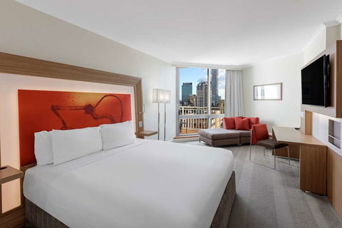 Amora Hotel Brisbane - Kawana Tourism 1