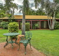 Bayside Holiday Apartments - Kawana Tourism