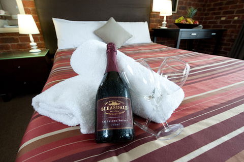 Admiral Motor Inn - Kawana Tourism 2