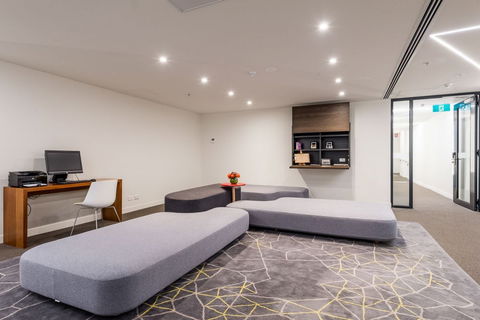 Jasper Hotel - Kawana Tourism 2