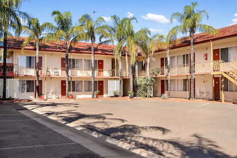 Econo Lodge Griffith Motor Inn - Kawana Tourism 2