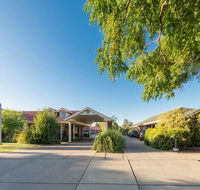 Best Western Ambassador Inn - Kawana Tourism