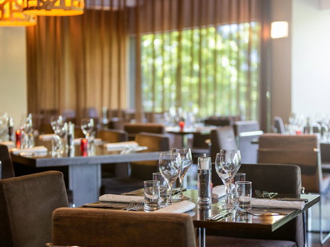 Novotel Canberra - Kawana Tourism 1