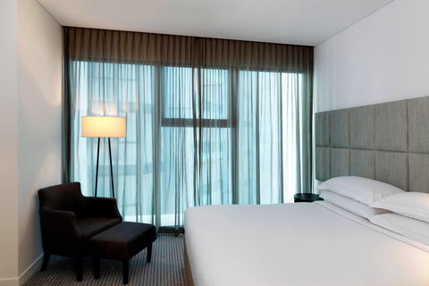 Four Points by Sheraton Brisbane - Kawana Tourism 12