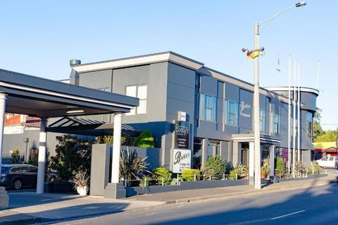 Barkly Motor Lodge - Kawana Tourism 1