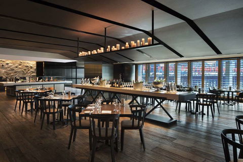 Hyatt Regency Sydney - Kawana Tourism 11