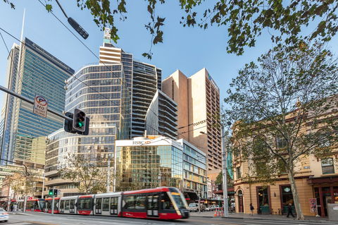 Meriton Suites Campbell Street - Kawana Tourism 0