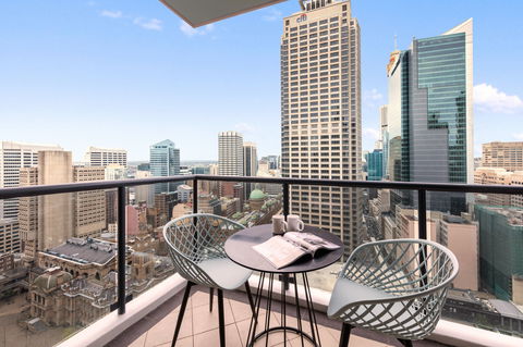 Meriton Suites Pitt Street - Kawana Tourism 11