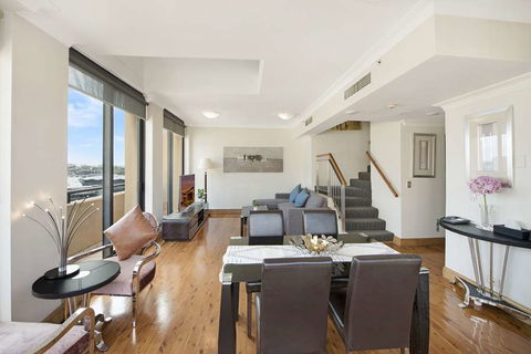 YEHS Hotel Sydney Harbour Suites - Kawana Tourism 12
