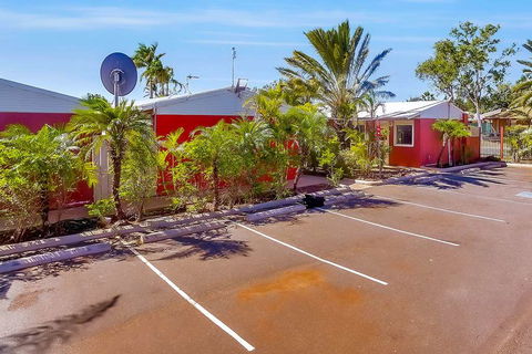 Econo Lodge Karratha - Kawana Tourism 1