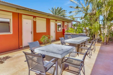 Econo Lodge Karratha - Kawana Tourism 14