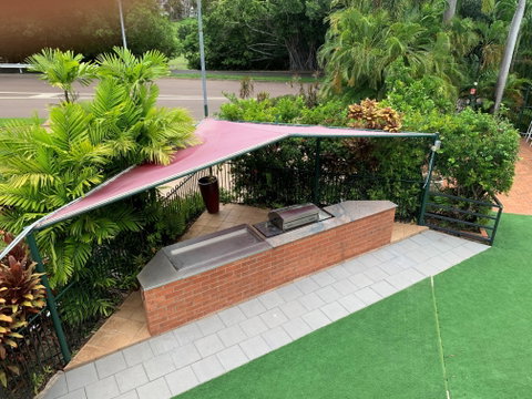 Vitina Studio Motel - Kawana Tourism 6