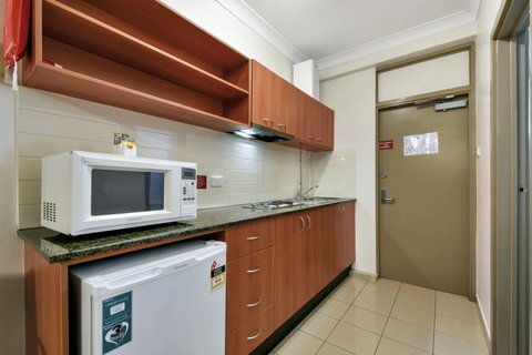 Vitina Studio Motel - Kawana Tourism 15