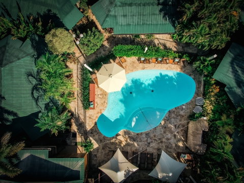Palms City Resort - Kawana Tourism 1