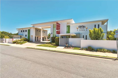 Mackay Oceanside Central Hotel - Kawana Tourism 0