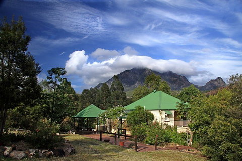 Mt Barney Lodge - Kawana Tourism 0