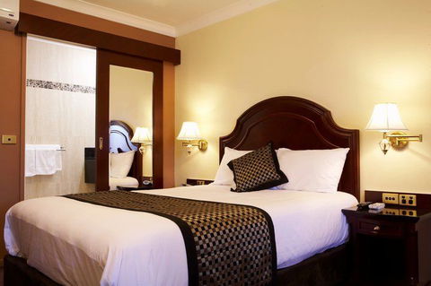 Albury Georgian - Kawana Tourism 2