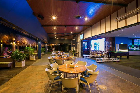 Kawana Waters Hotel By NightCap - Kawana Tourism 0