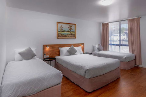 Econo Lodge Lilydale - Kawana Tourism 0