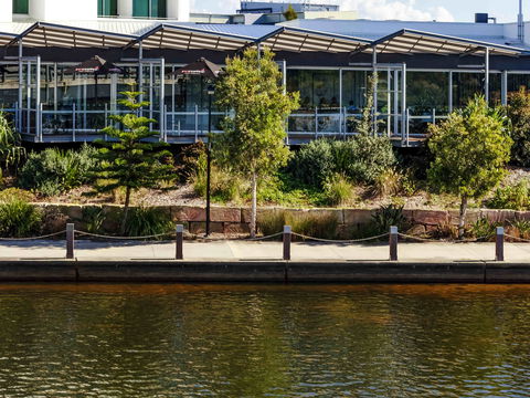 Mercure Sunshine Coast Kawana Waters - Kawana Tourism 1