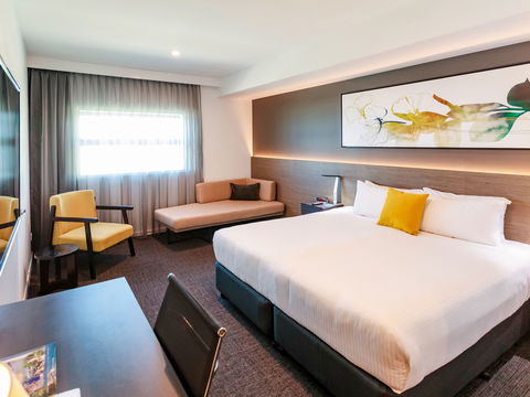 Mercure Sunshine Coast Kawana Waters - Kawana Tourism 2
